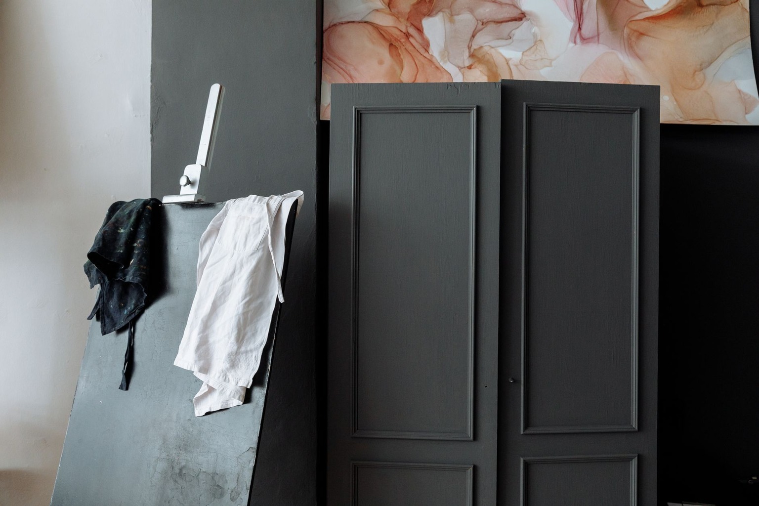 Photography impact on painting — Avoiding Common Mistakes When Using Photographs